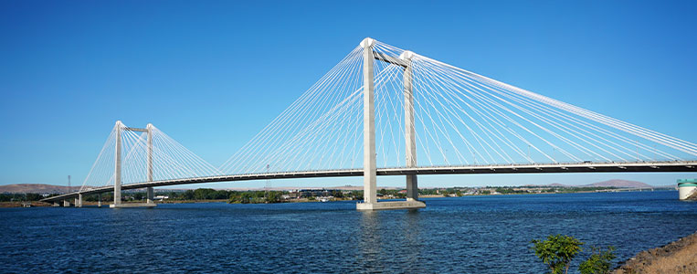 The Ed Hendler Bridge stretches across the Columbia River.